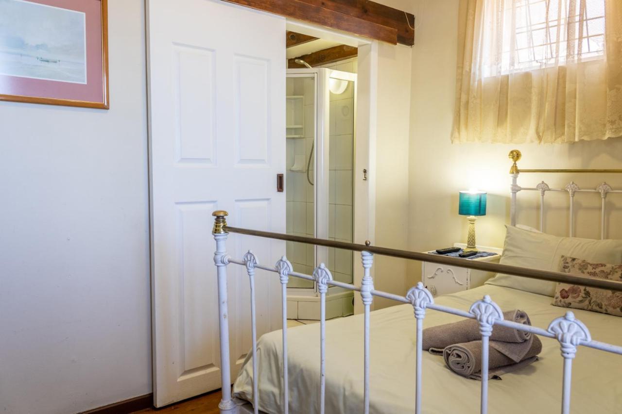 Bay Vista Guesthouse 모젤베이 외부 사진